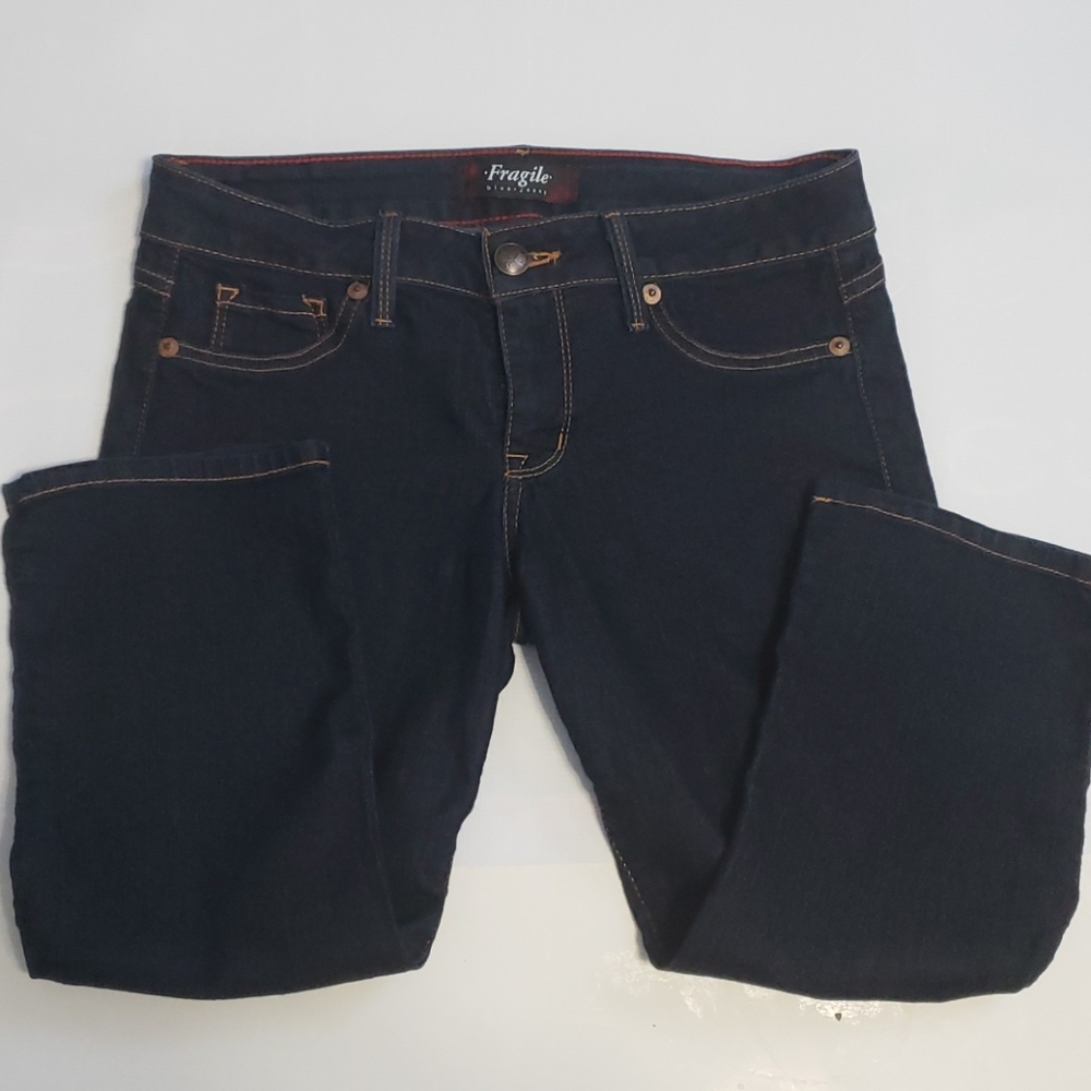 FRAGILE sz 9 Juniors Capri Stretch Jeans